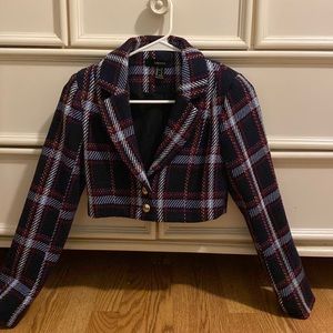 Trendy Cropped Blazer